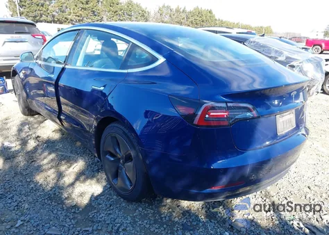 2019 Tesla Model 3 Long Range/Performance из США, поврежденный, VIN 5YJ3E1EB2KF497572